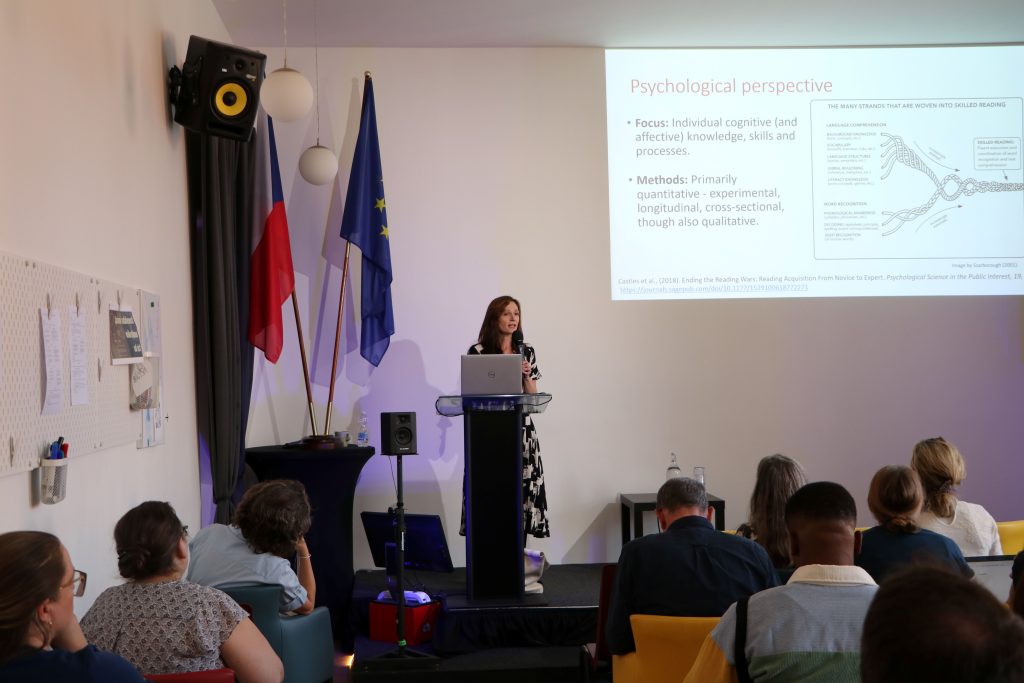 Sarah McGeown's talk at the 2nd International Children and Youth Perspectives Conference